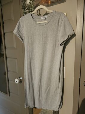 🔥 Bundle • 2/20$ Rose Maternite Basic Crewneck Midi T-Shirt Dress in Light Gray